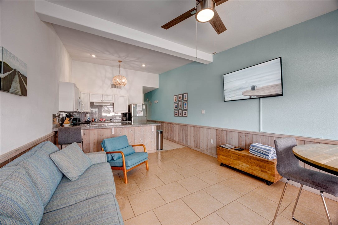 810 Banyan Beach Dr 123 Property Photo 10