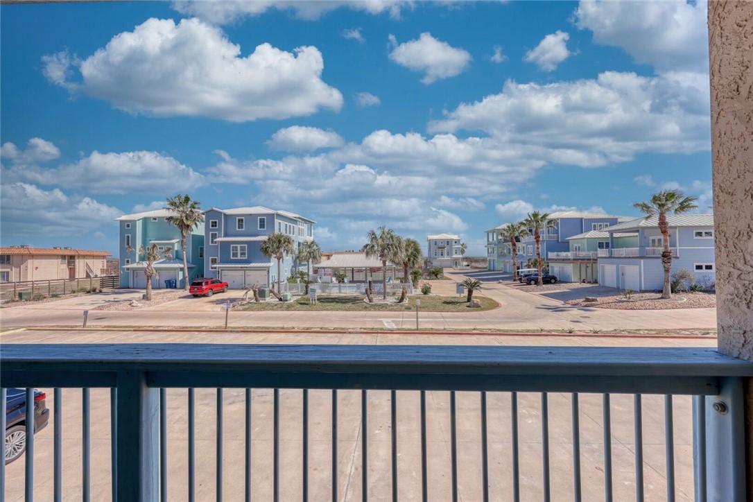 810 Banyan Beach Dr 123 Property Photo 14