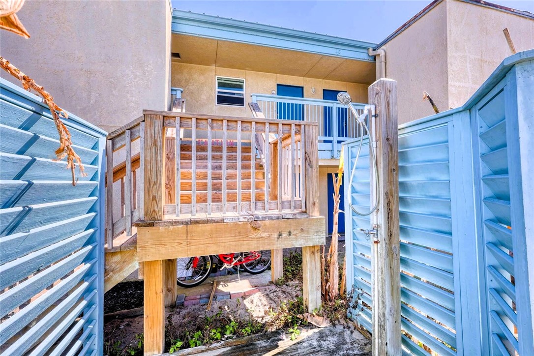 810 Banyan Beach Dr 123 Property Photo 17