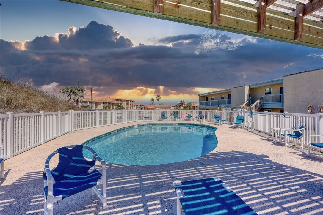 810 Banyan Beach Dr 123 Property Photo 21