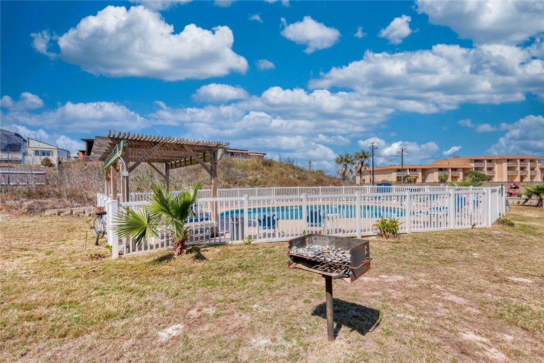 810 Banyan Beach Dr 123 Property Photo 23