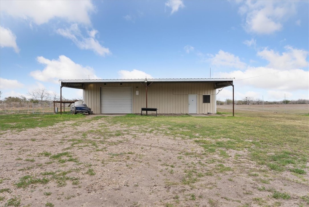 6720 Fm 1833 Property Photo 3
