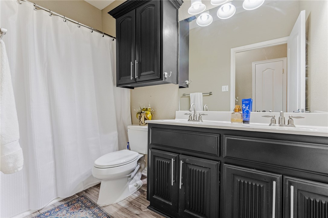 2319 Santa Maria Property Photo 3