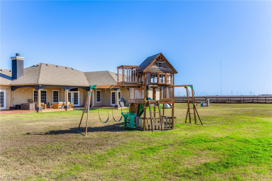 2319 Santa Maria Property Photo 32