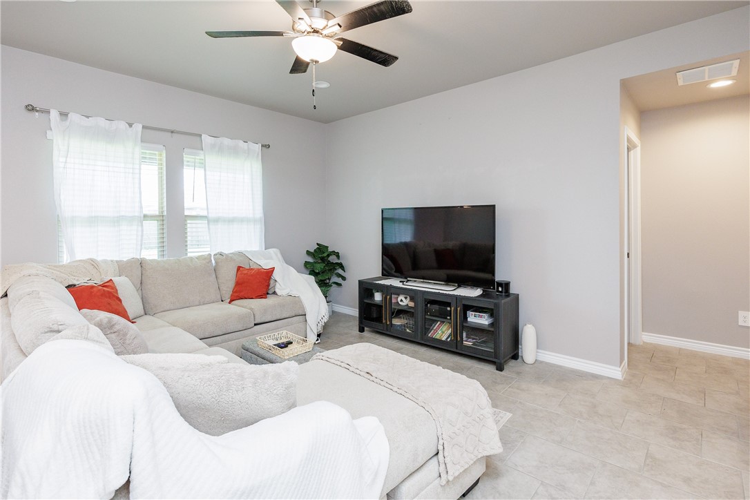 1254 Carnaby St Property Photo 6