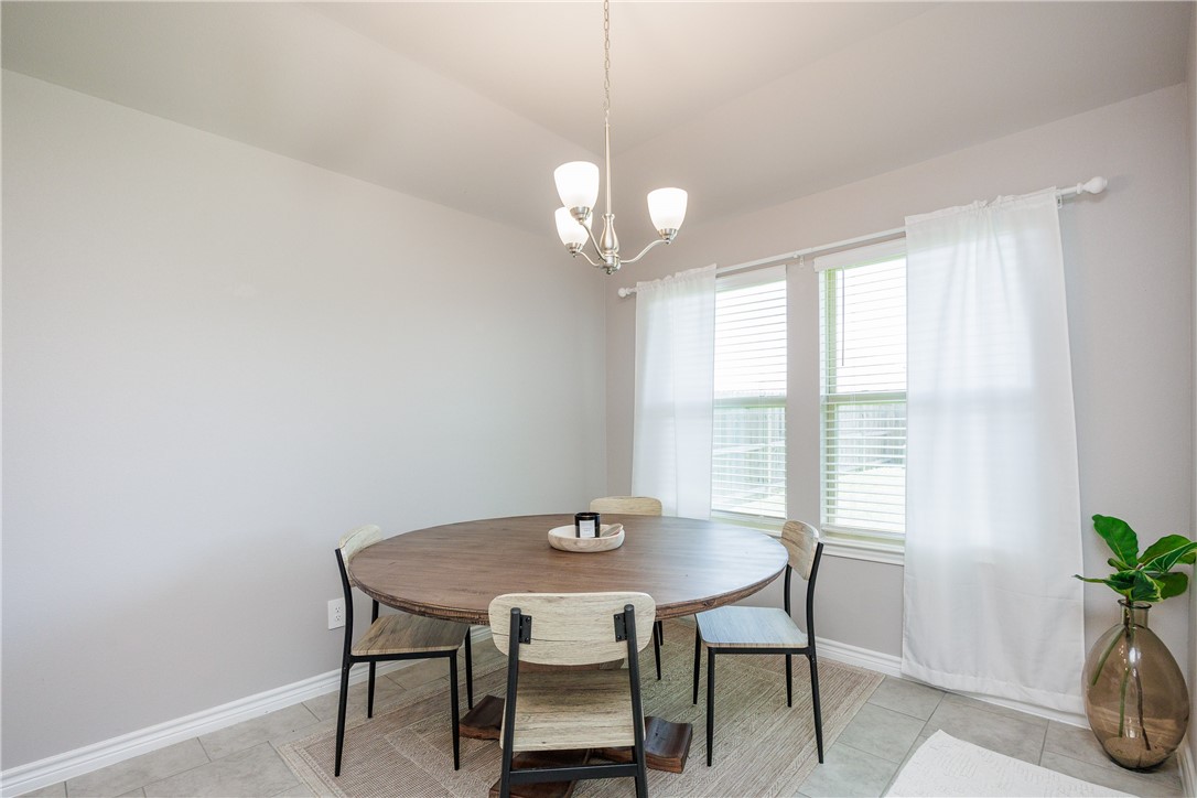 1254 Carnaby St Property Photo 13