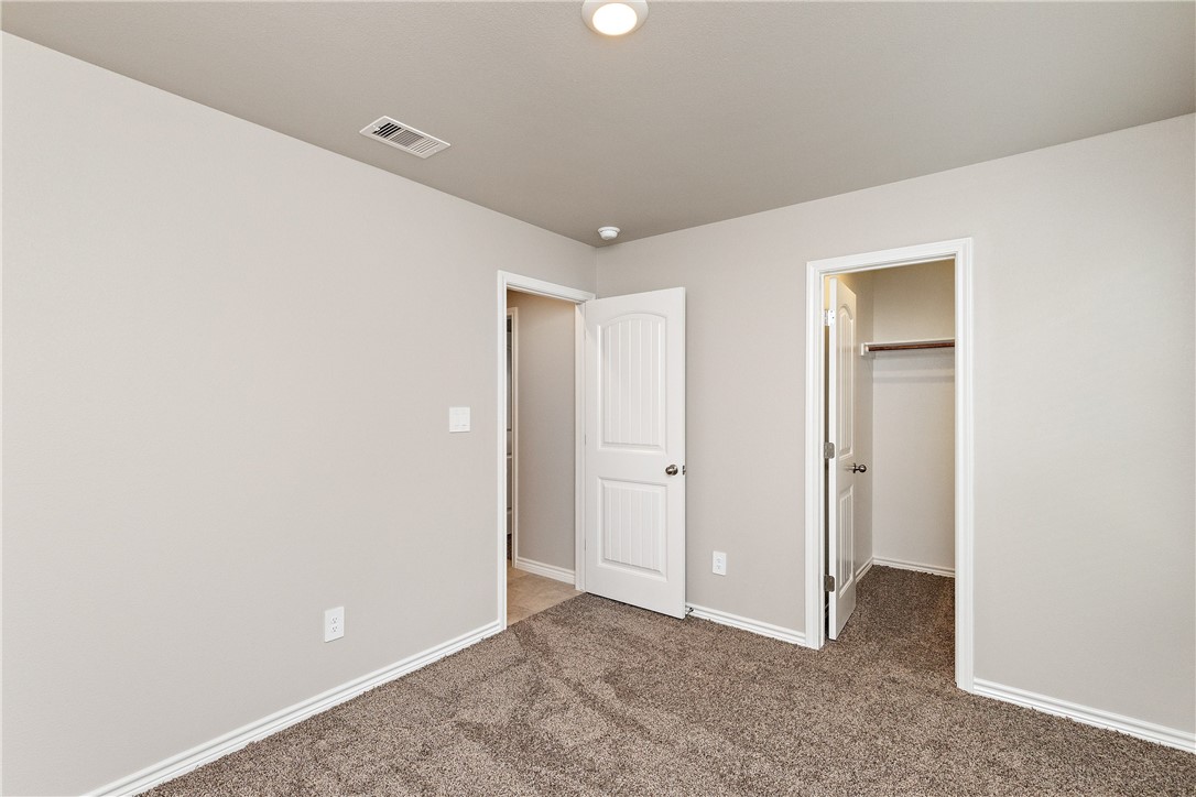 1254 Carnaby St Property Photo 32