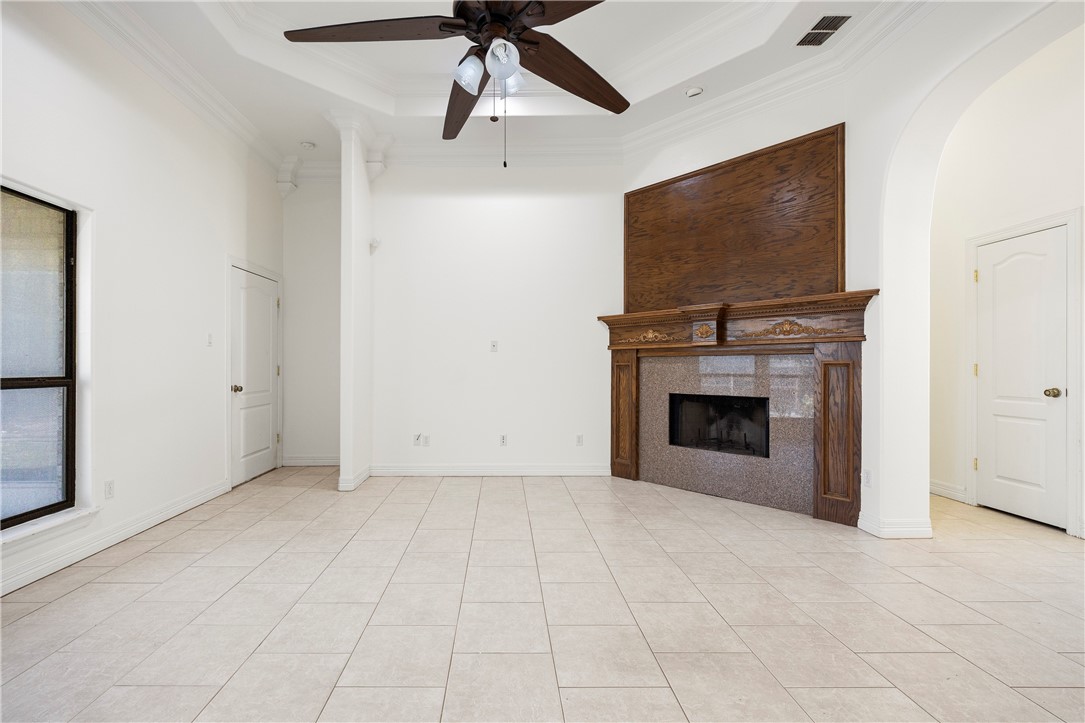 3110 Paris Dr Property Photo 5