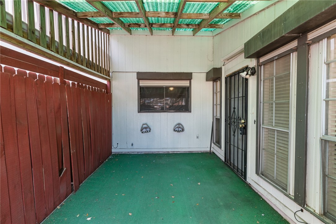 4039 Killarmet Dr Property Photo 11