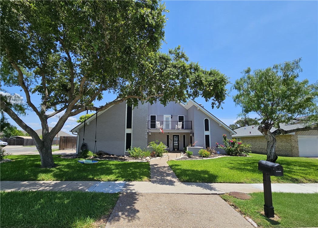 319 San Saba Dr Property Photo 1