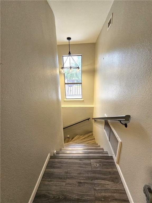 319 San Saba Dr Property Photo 20