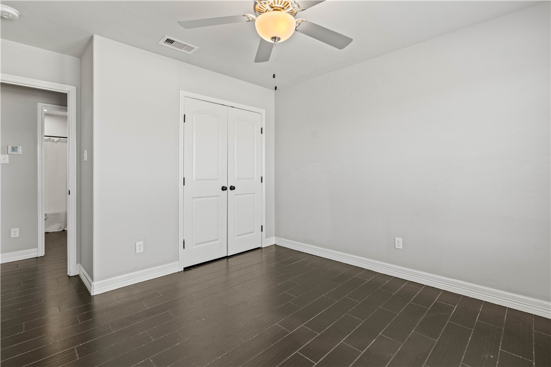 7205 Lake Melody Dr Property Photo 18