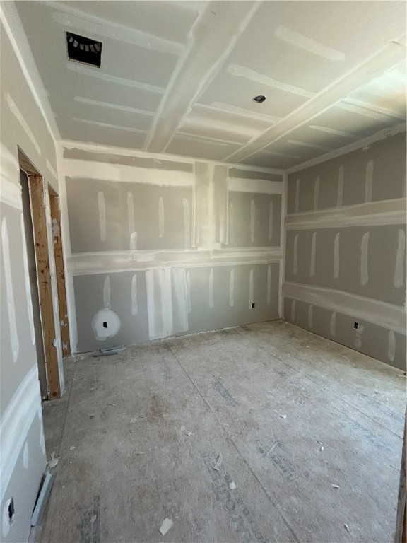 215 St. John Circle Property Photo 10