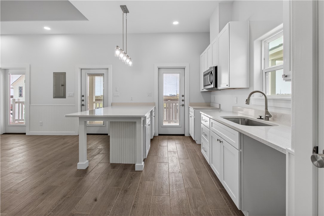 215 St. John Circle Property Photo 15