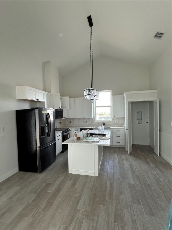 240 St. John Circle Property Photo 2