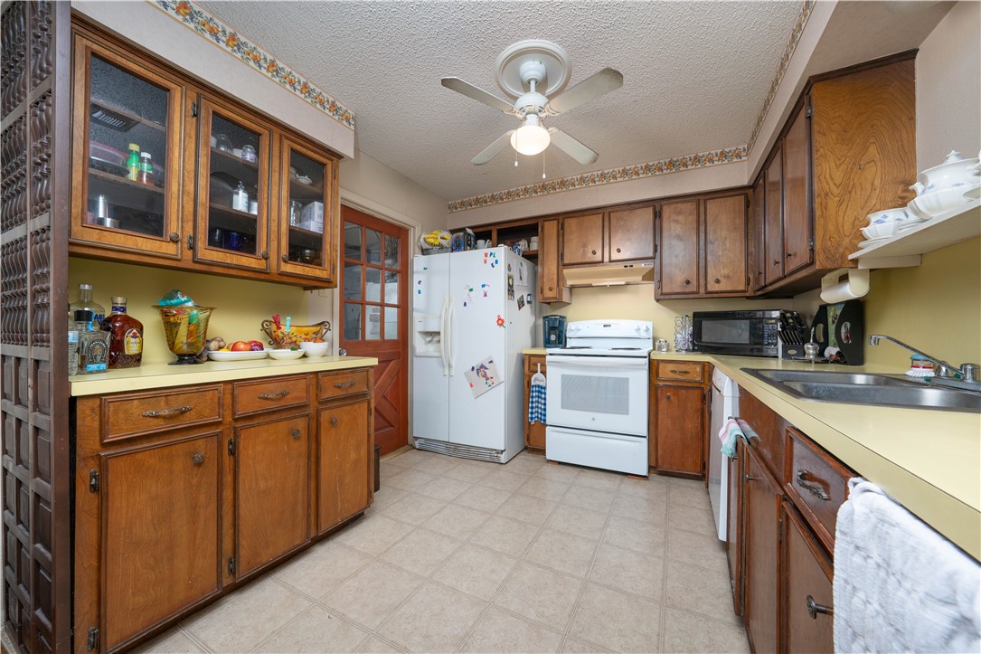 3522 Cresthill Dr Property Photo 5
