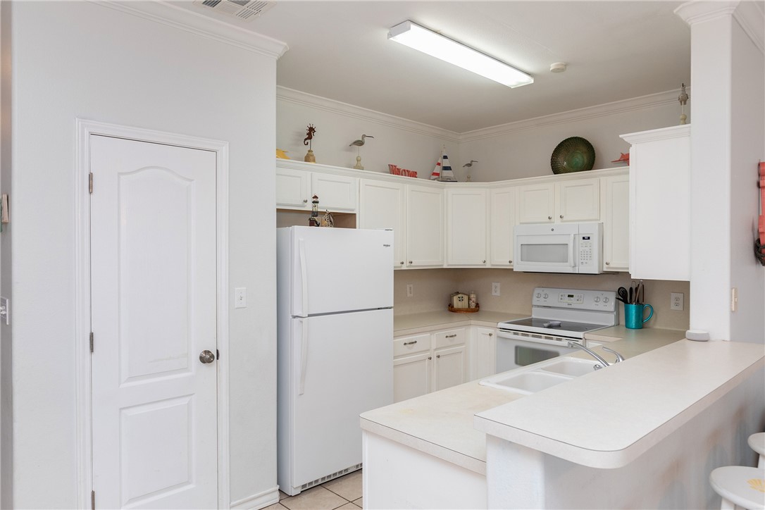 15102 Leeward Dr 801 Property Photo 20