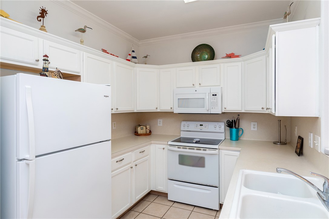 15102 Leeward Dr 801 Property Photo 21