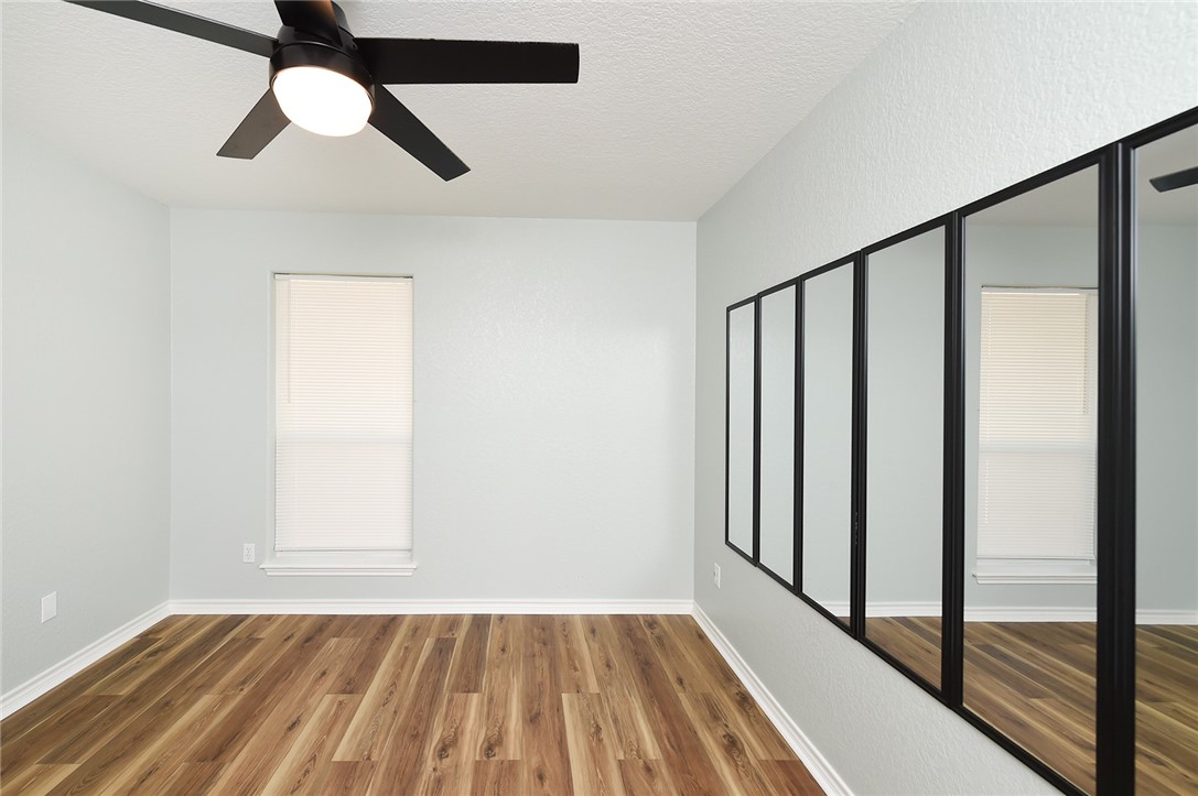 13922 Longboat Dr Property Photo 22