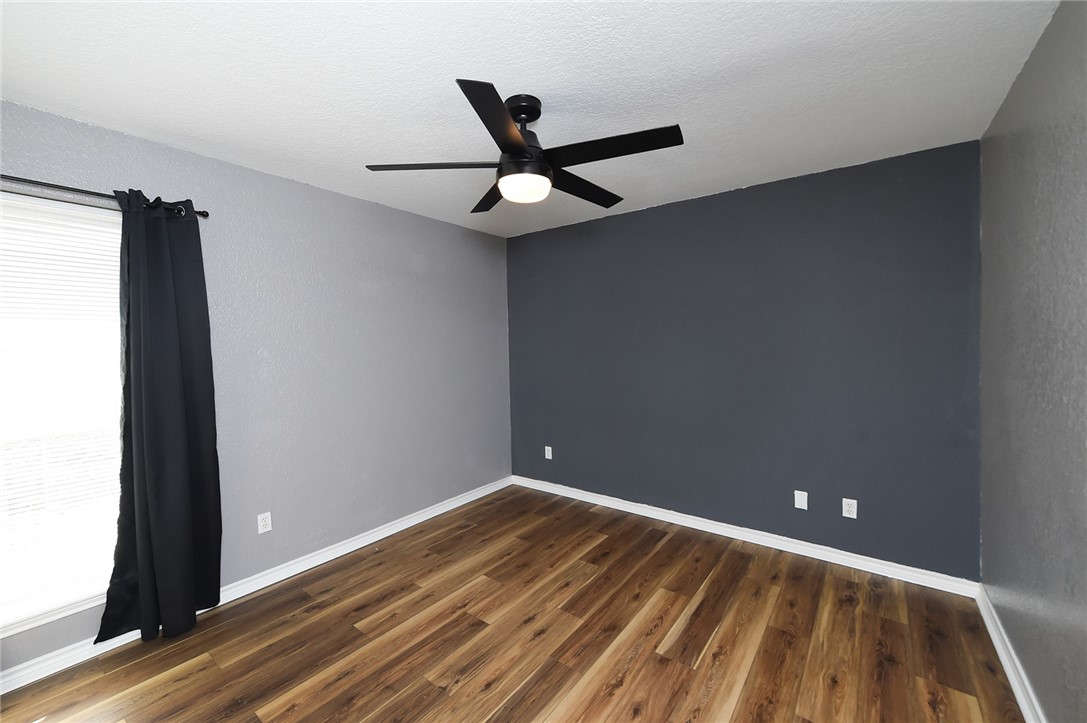 13922 Longboat Dr Property Photo 24