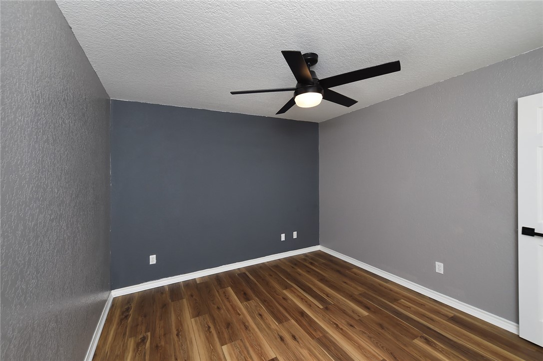 13922 Longboat Dr Property Photo 25