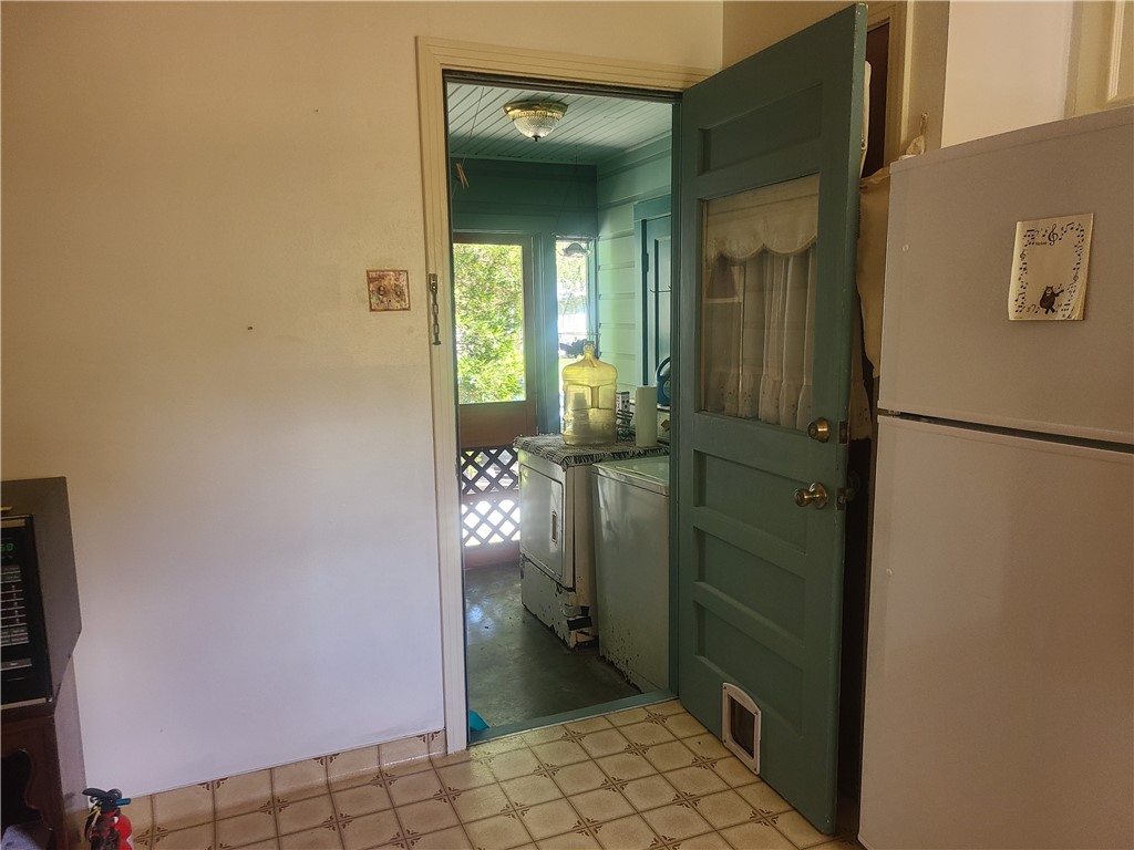 4114 Lowman St Property Photo 9