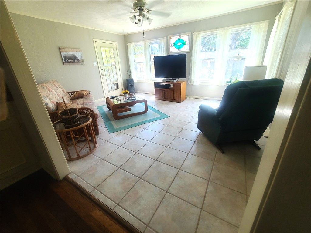 4114 Lowman St Property Photo 10