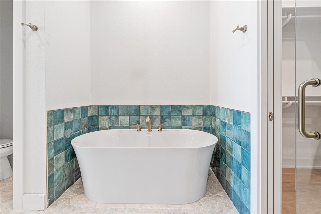 136 W Cotter Ave 9 Property Photo 13