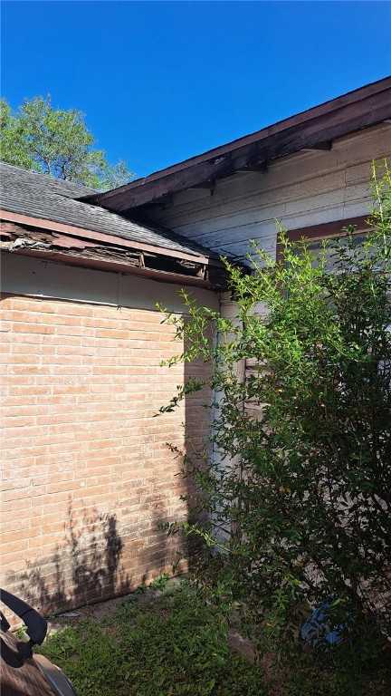 1225 E Lott Ave Property Photo 11