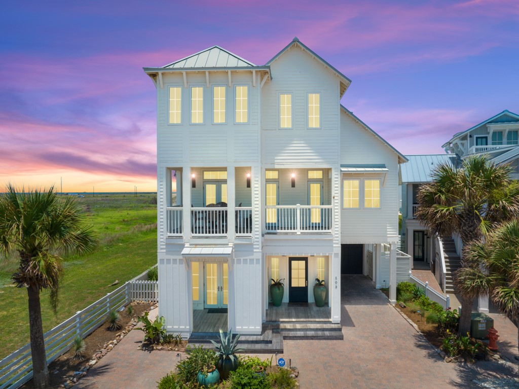 103 Seaside Dr Property Photo 1