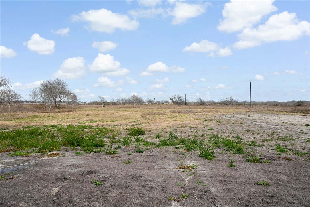 12706 County Road 1394 Property Photo 37