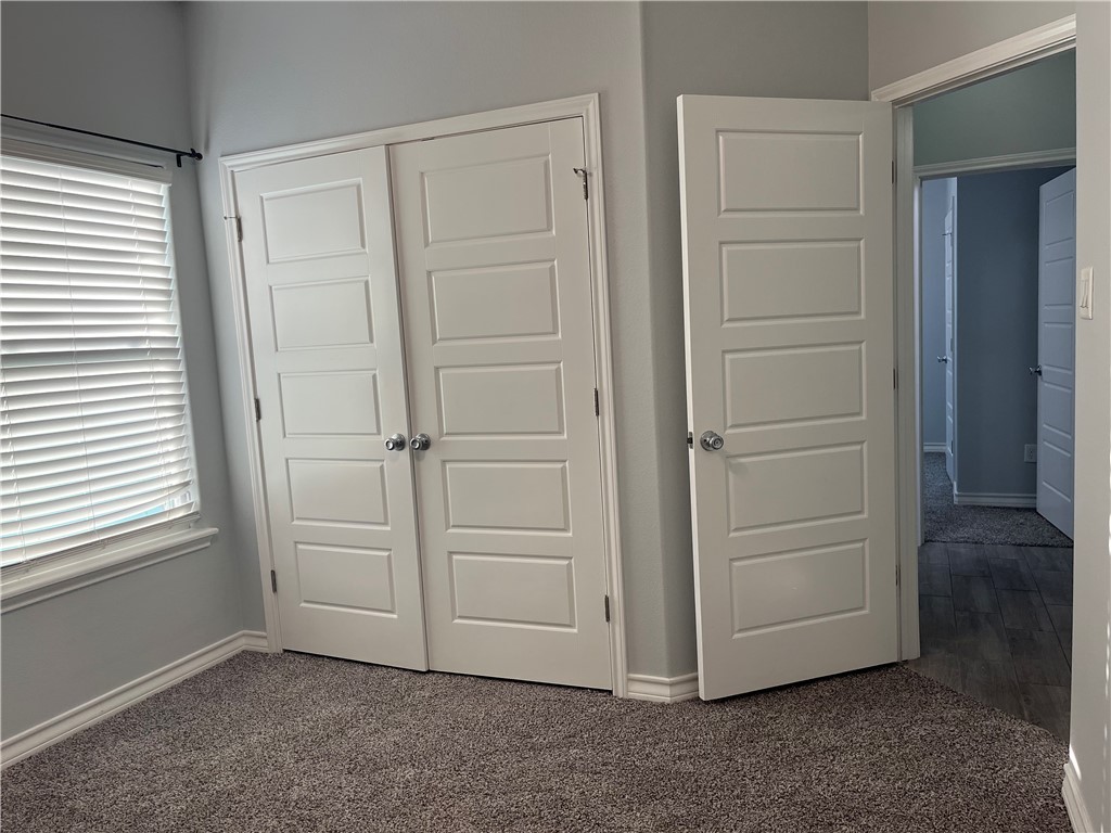 2077 Admiral Property Photo 11
