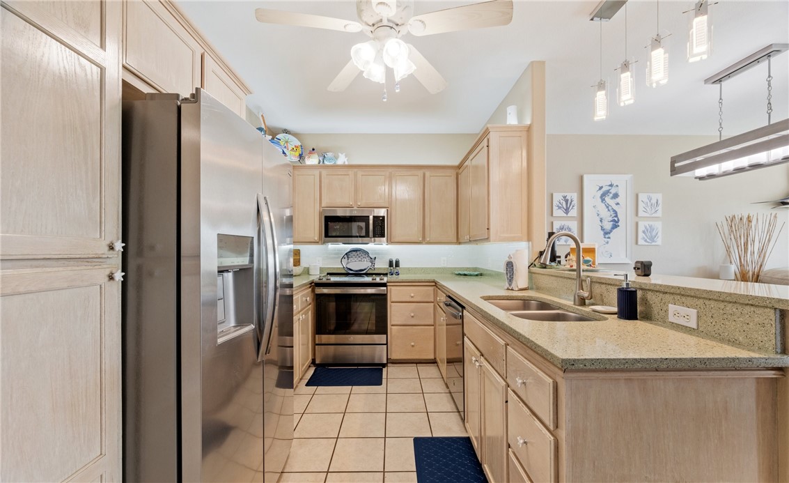 13901 Mingo Cay Ct J Property Photo 8
