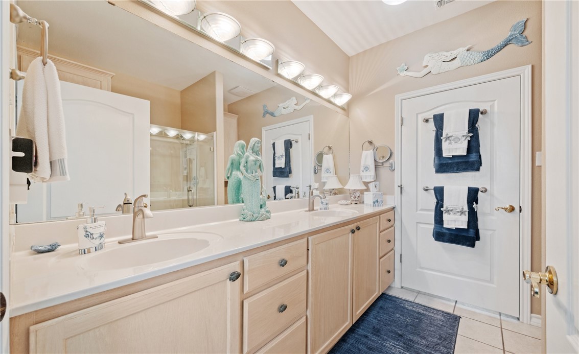 13901 Mingo Cay Ct J Property Photo 11