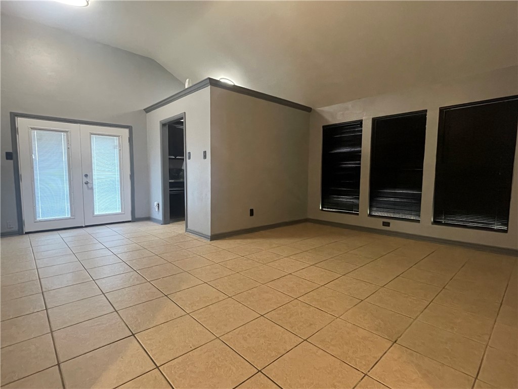 1221 Calle San Marcos Property Photo 2
