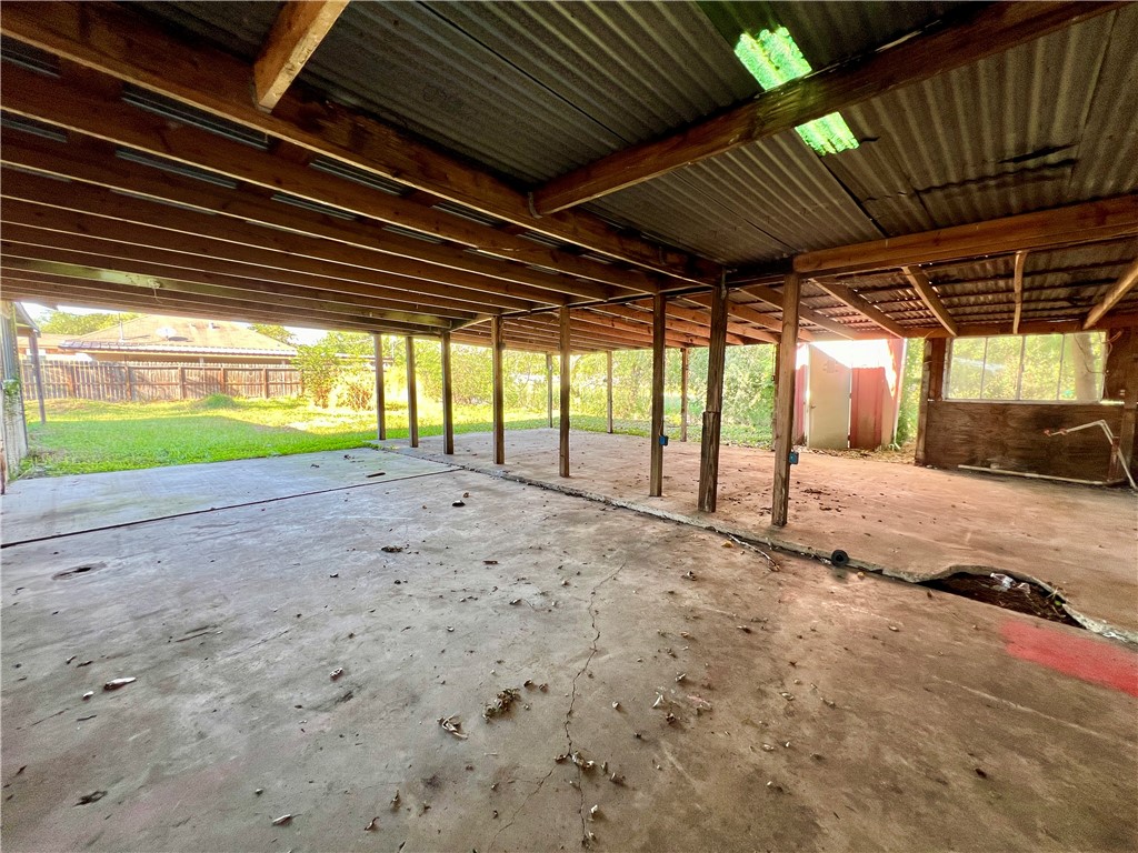 10030 Leopard St Property Photo 26