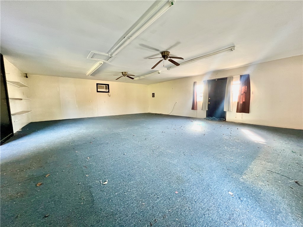 10030 Leopard St Property Photo 31