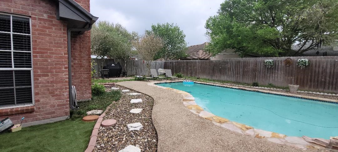 7682 Dallas St Property Photo 5