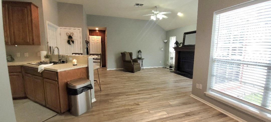7682 Dallas St Property Photo 13