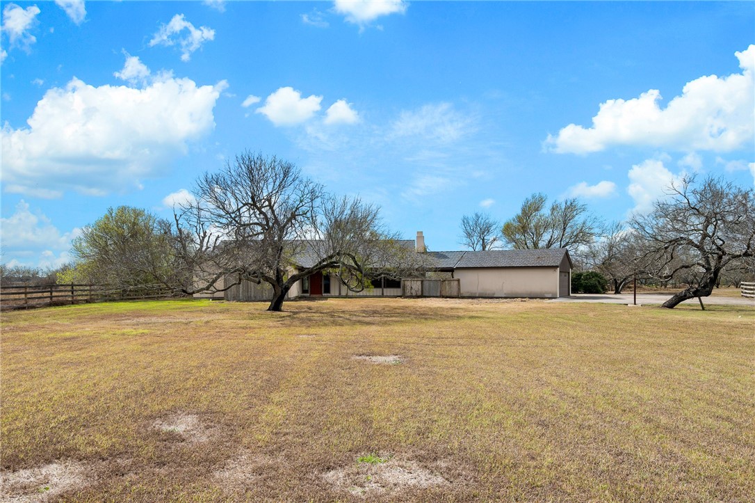 7577 County Road 1906 Property Photo