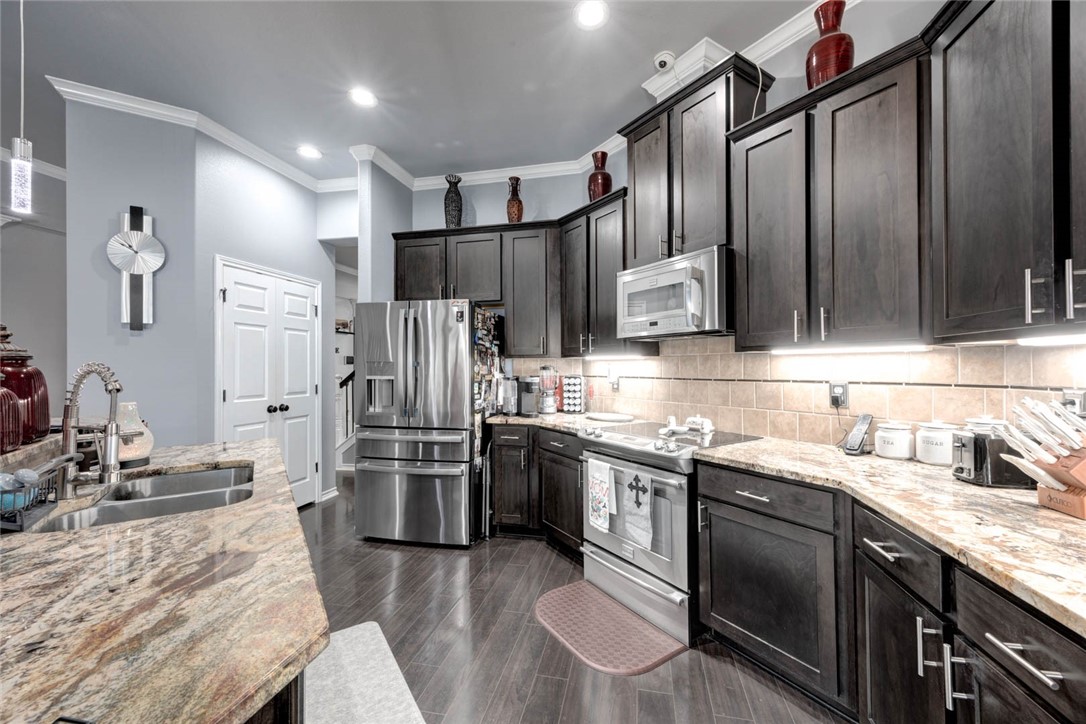 310 Olympic Property Photo 14