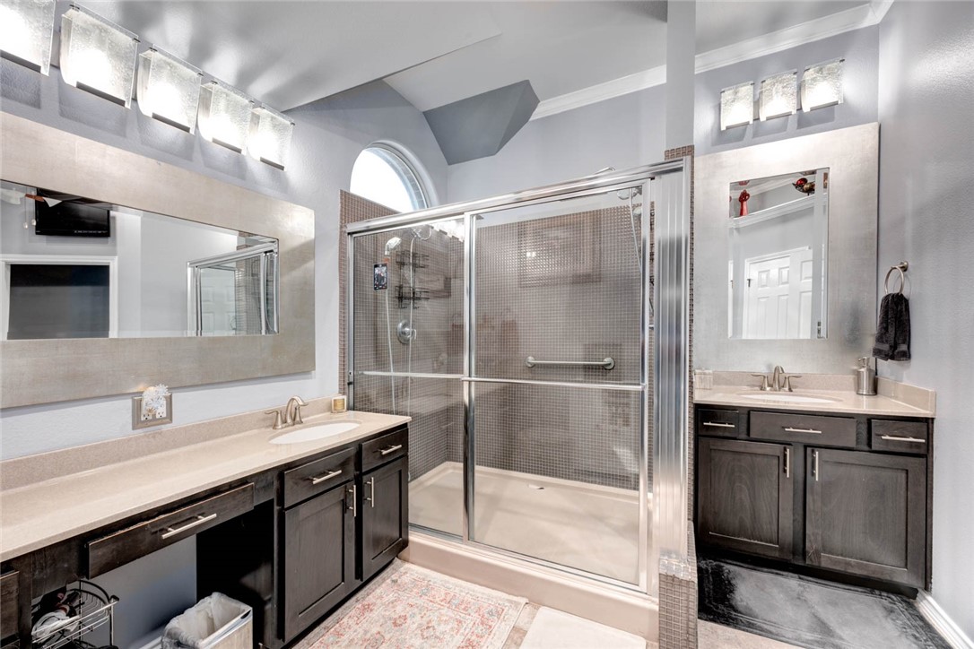 310 Olympic Property Photo 18
