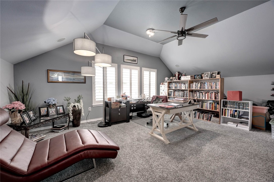 310 Olympic Property Photo 25