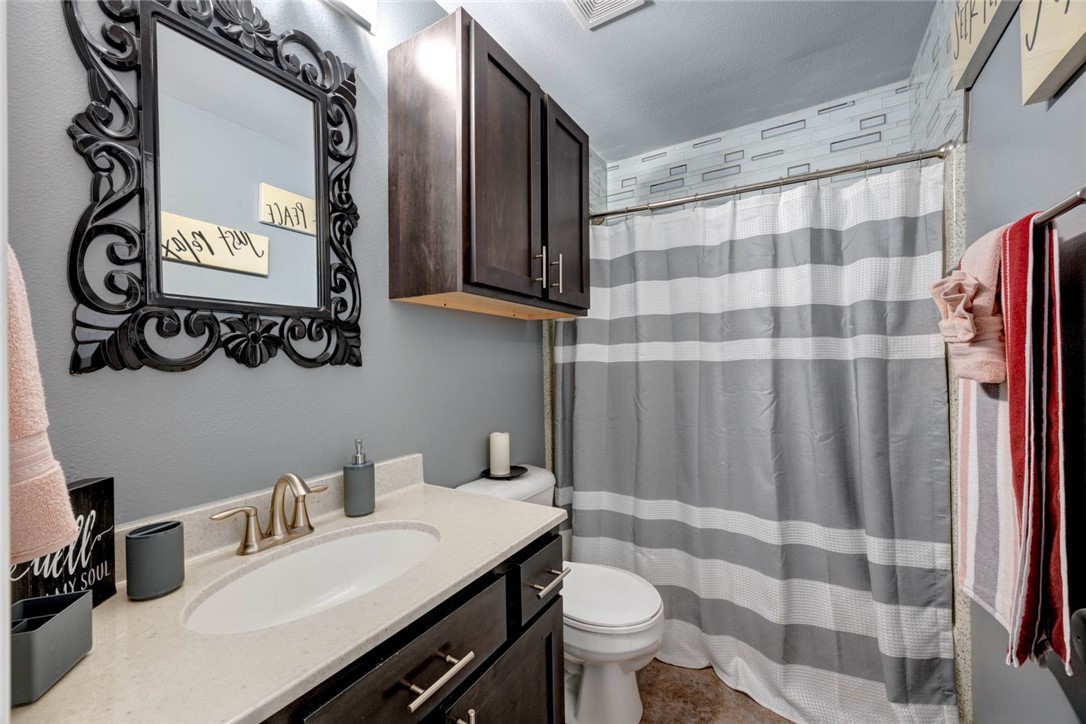 310 Olympic Property Photo 28
