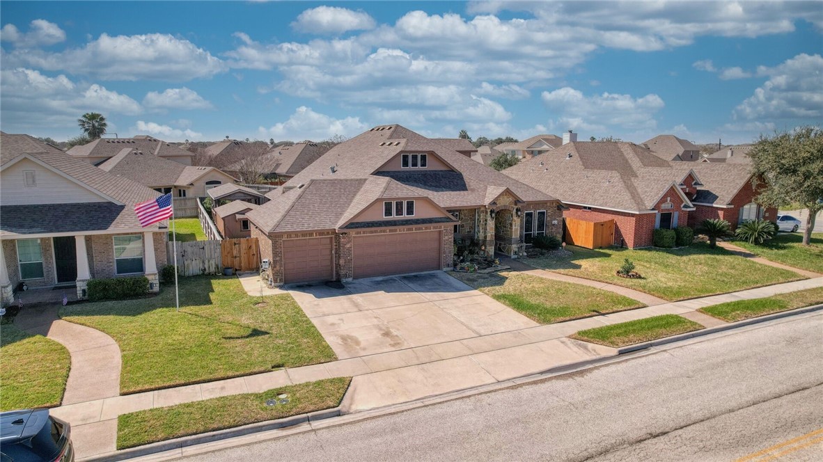 310 Olympic Property Photo 37