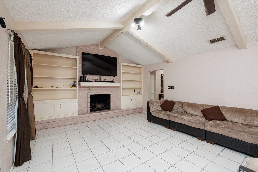 5966 Cinnamon Oaks Dr Property Photo 13