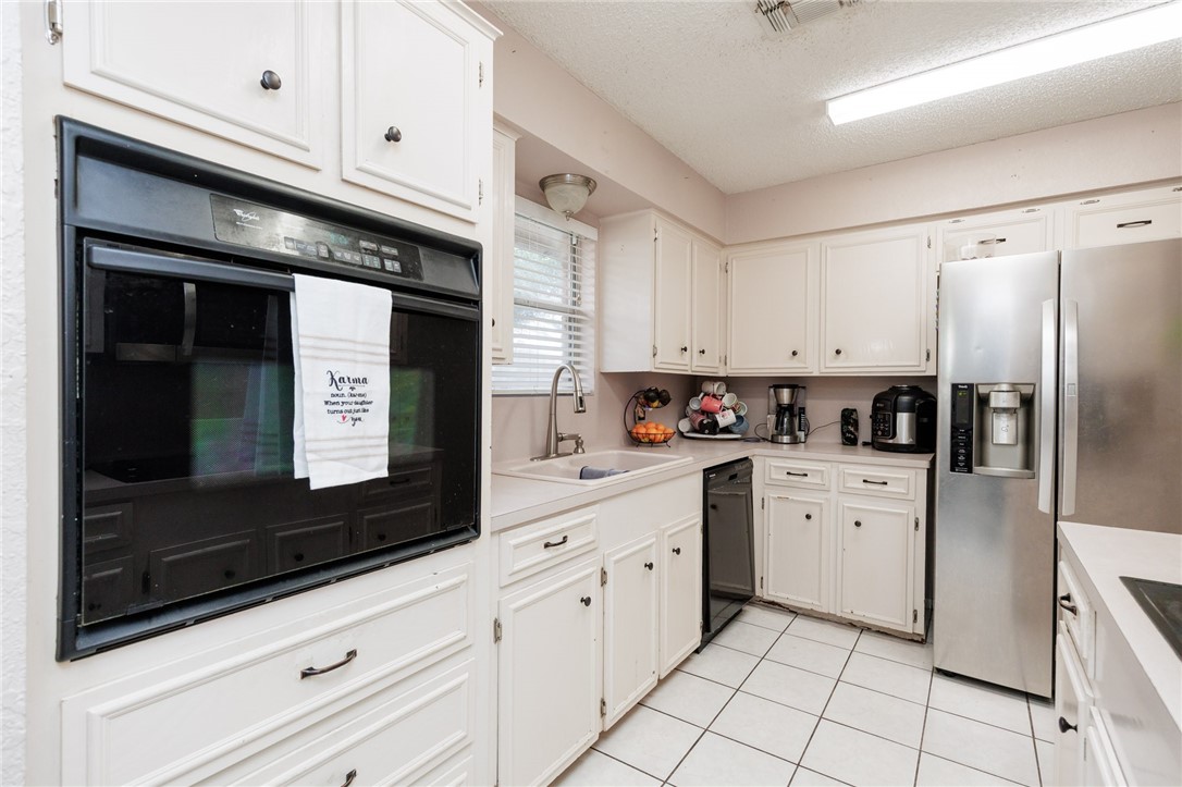 5966 Cinnamon Oaks Dr Property Photo 16