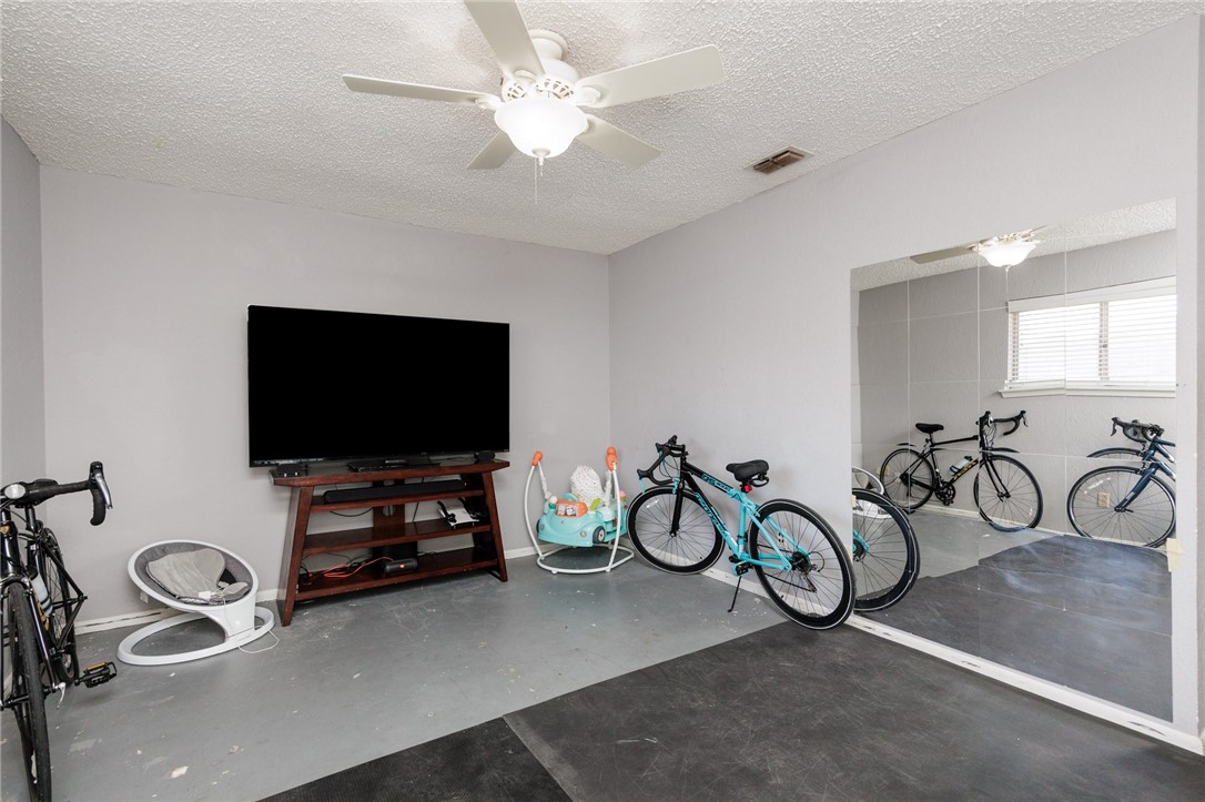 5966 Cinnamon Oaks Dr Property Photo 27