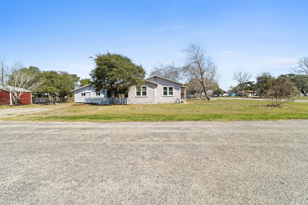 660 S Mccampbell St Property Photo