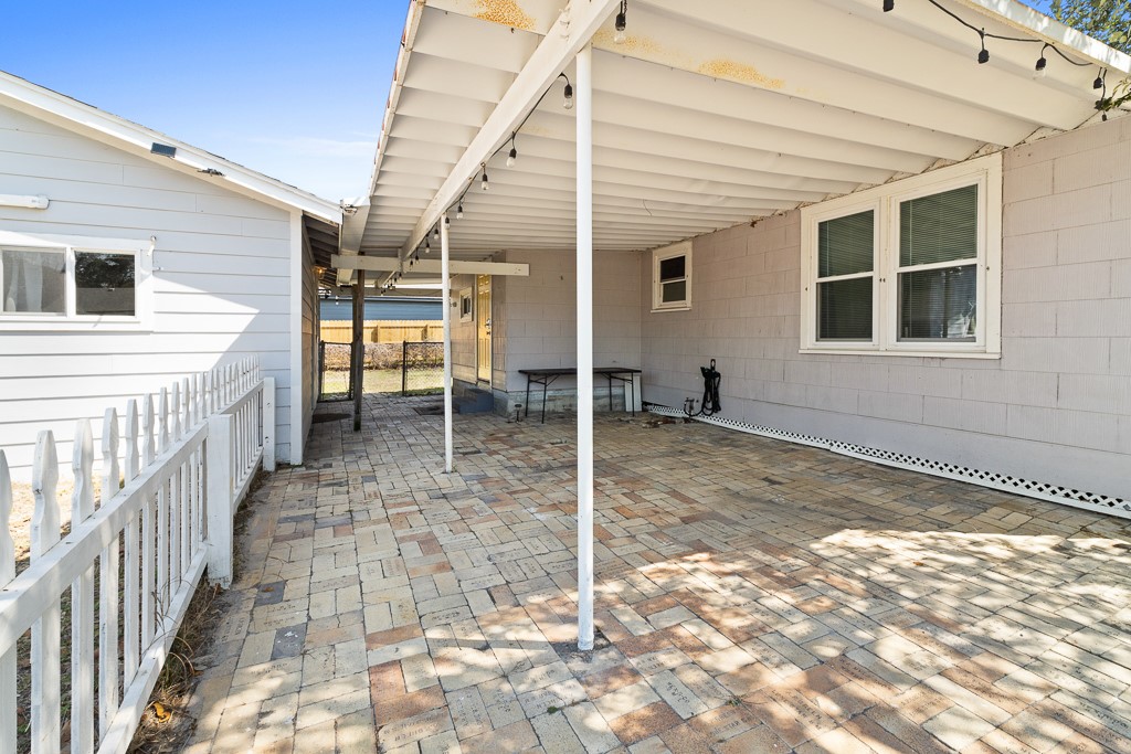 660 S Mccampbell St Property Photo 10